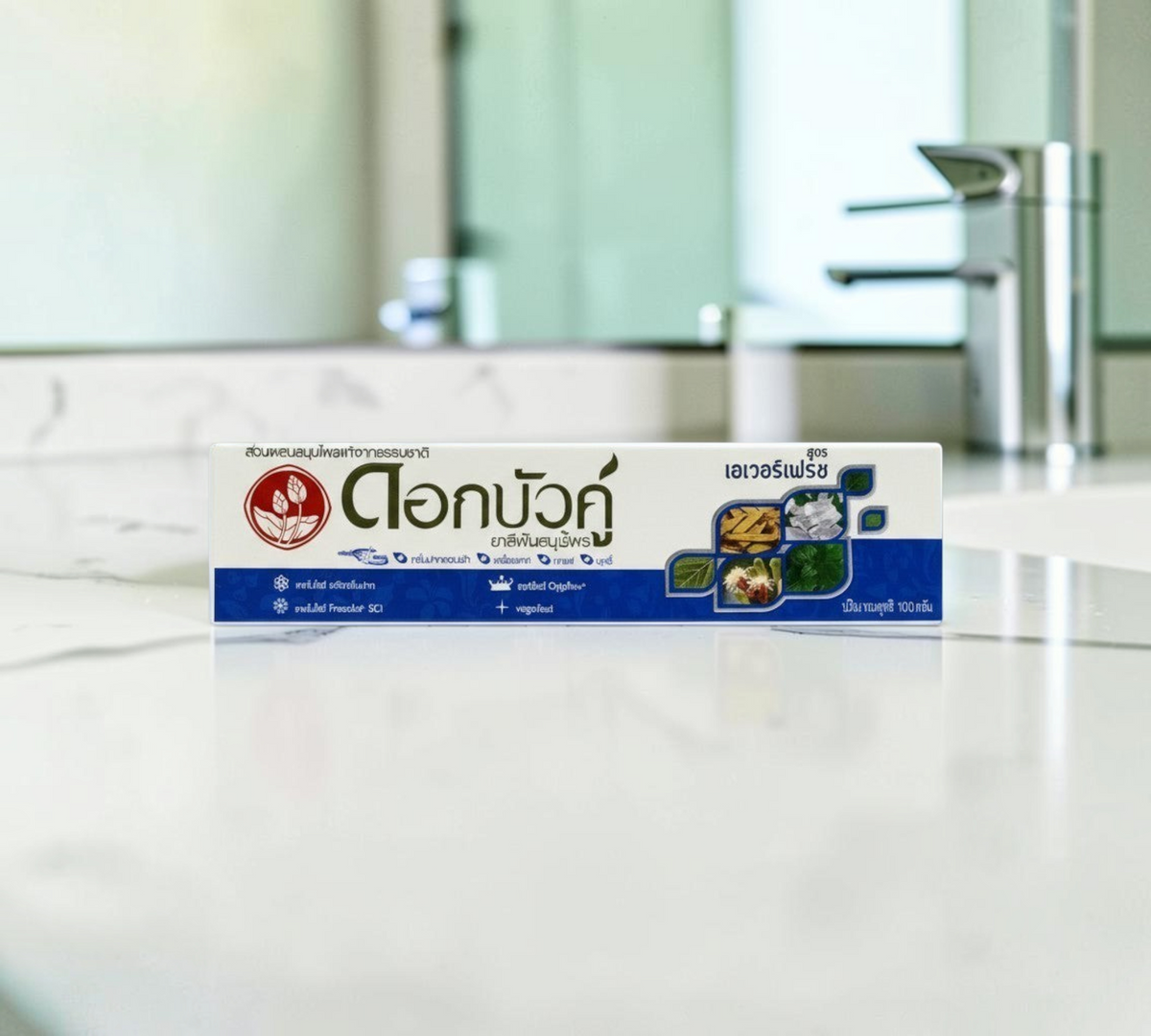 Thai Ranee Dok Bua Ku Everfresh herbal toothpaste box featuring natural extracts for gum health and fresh breath
