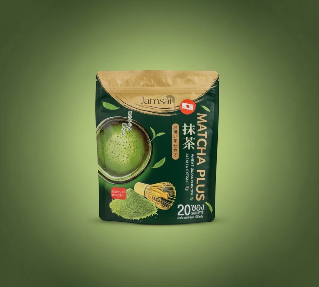 Thai Ranee Jamsai Matcha Plus wheat grass and alfalfa powder supplement in a green 20-sachet pouch